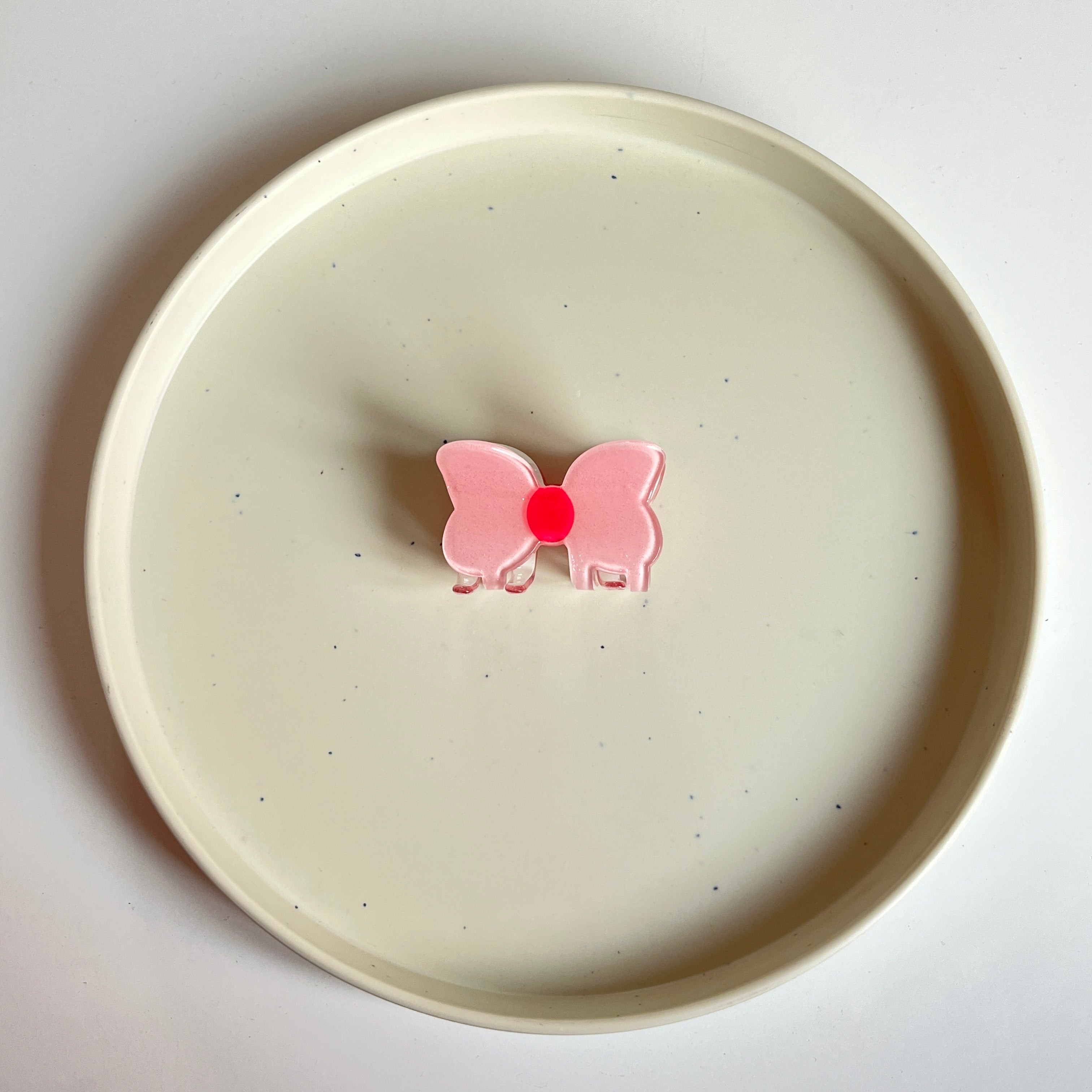 Blush Bow Medium Hair Claw