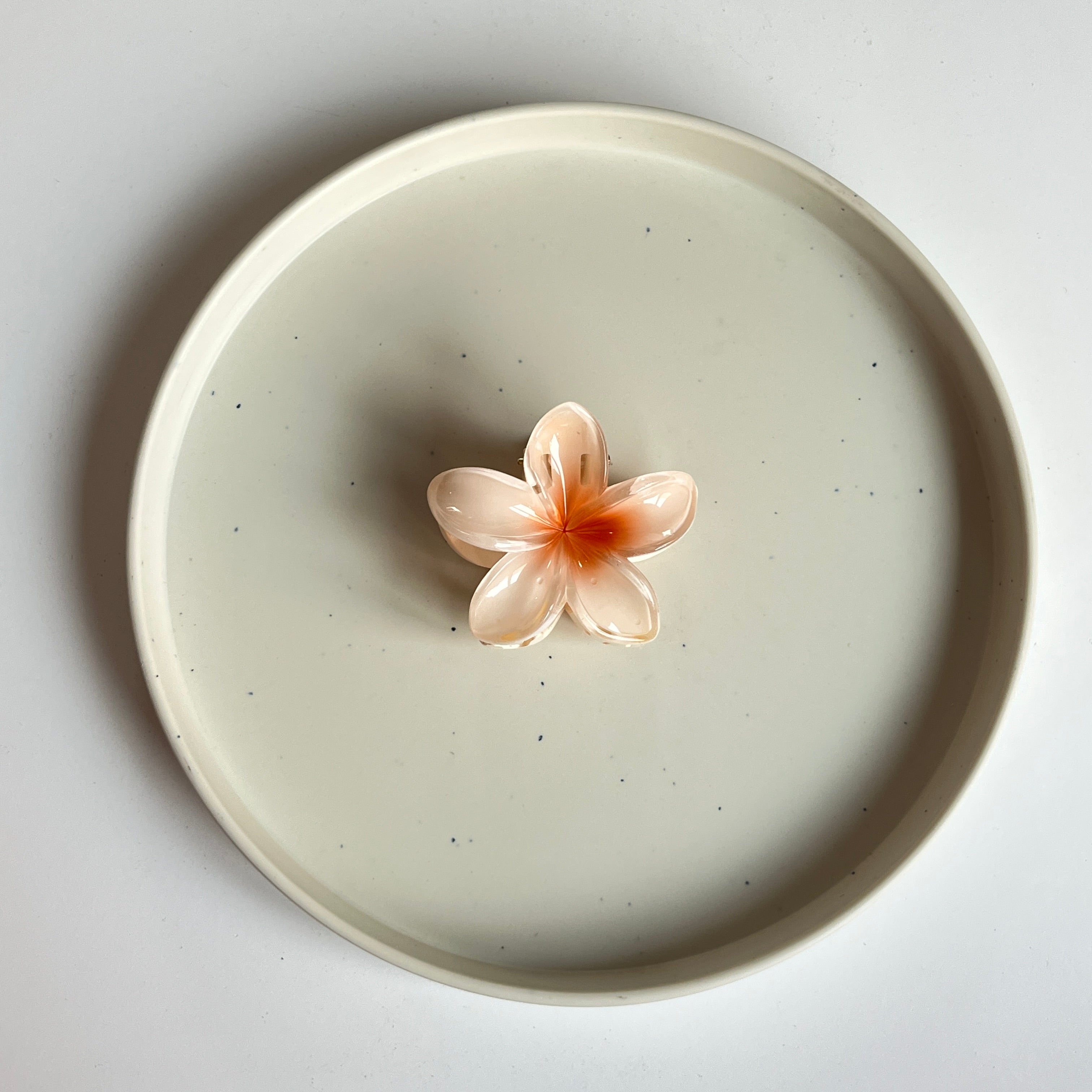 Gloss Bloom Flower Medium Hair Claw