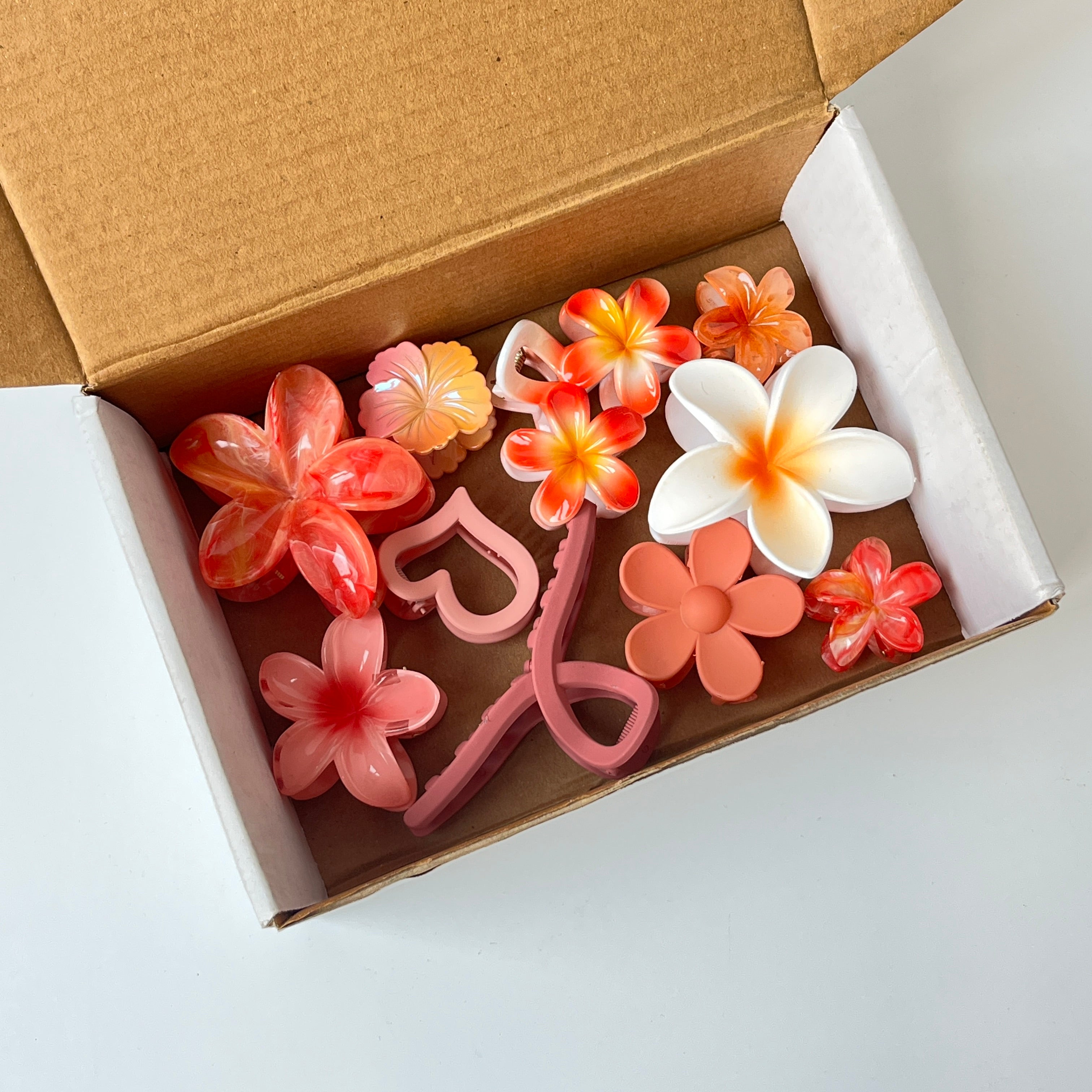 Peach Bloom Claw Set of 10