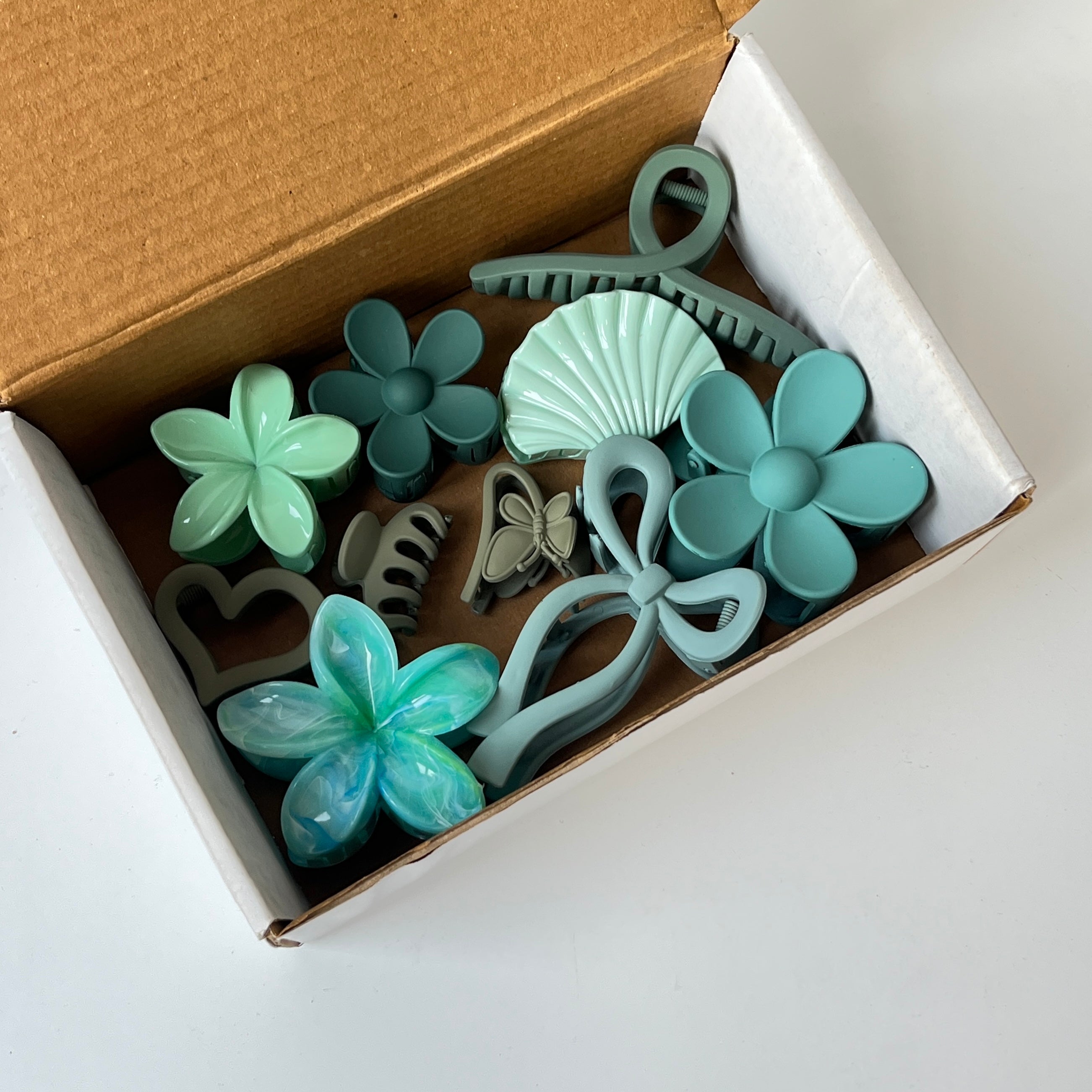 Seafoam Bloom Claw Set of 10