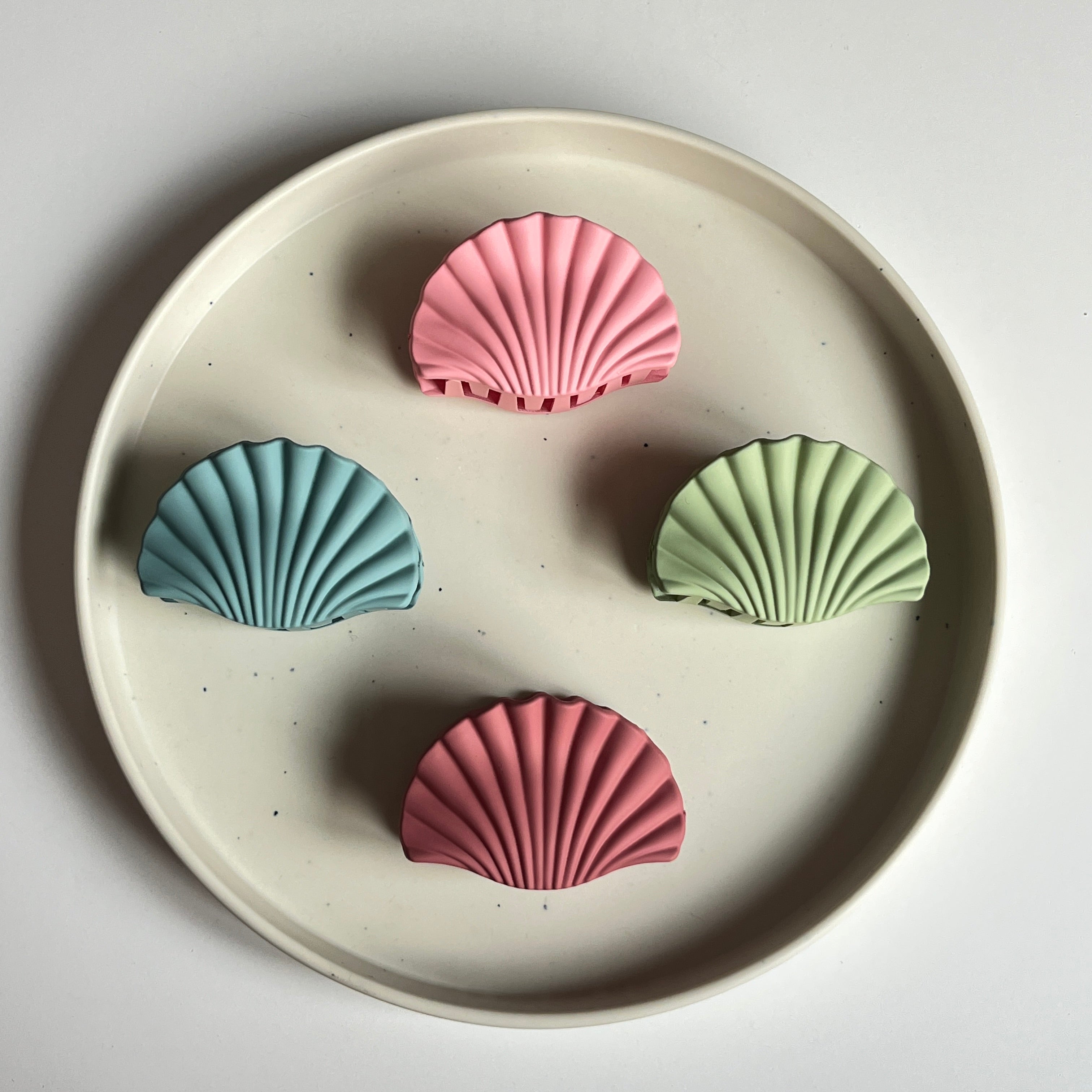 Shell Matte Large Hair Claw Set (12 Pcs)