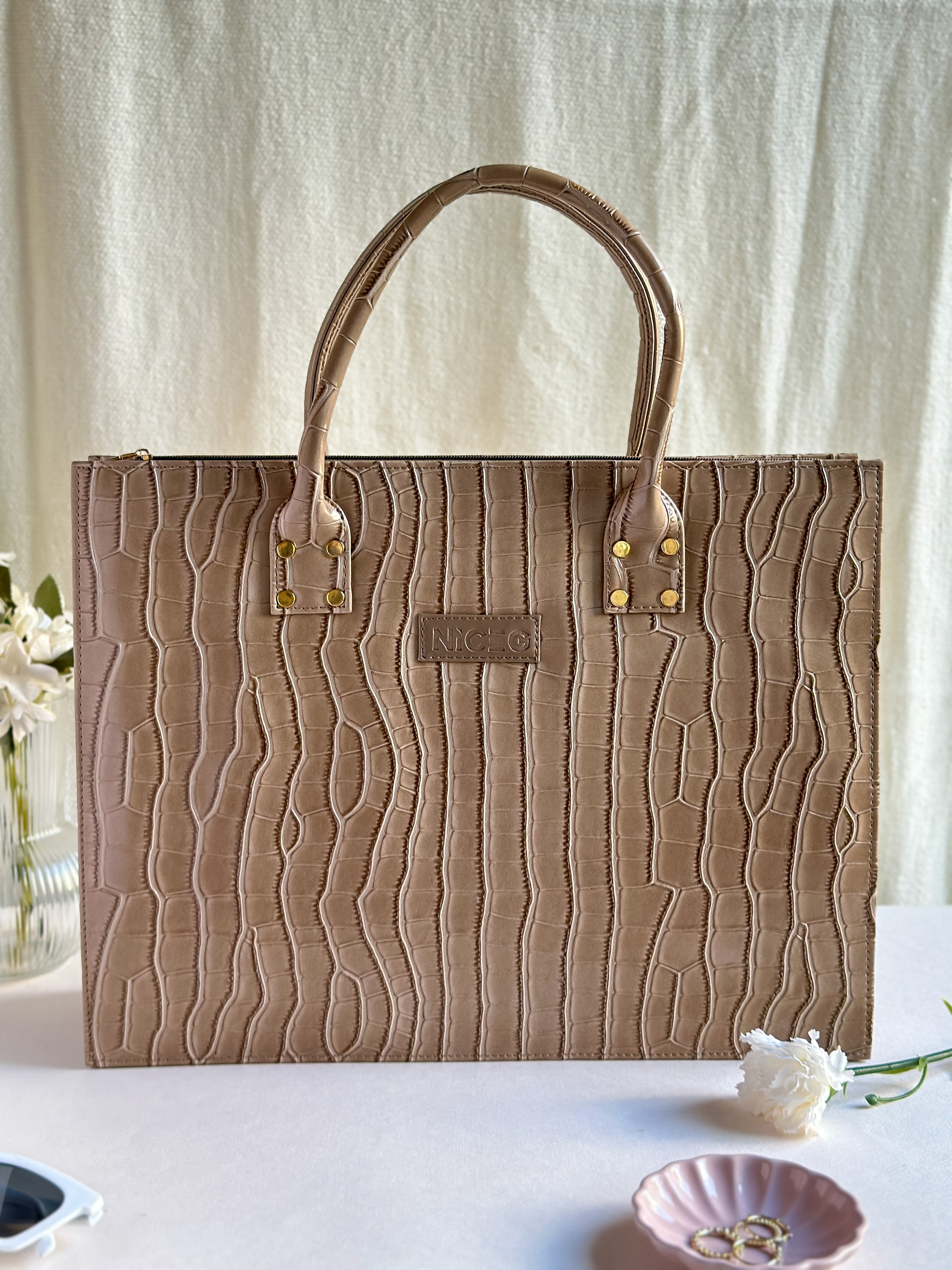 Croc Luxe Tote – Structured Work Bag – Beige