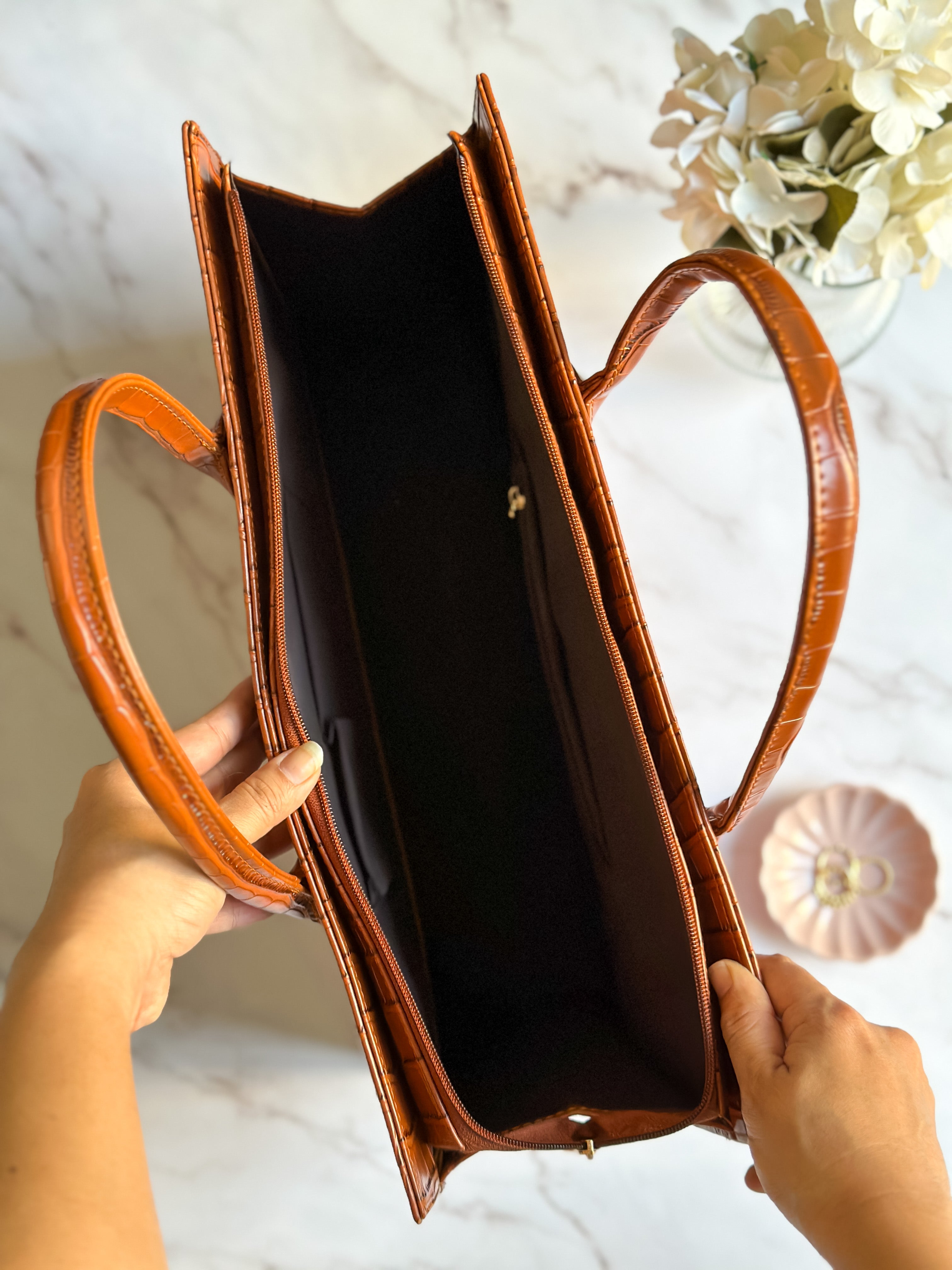 Croc Luxe Tote – Structured Work Bag – Brown