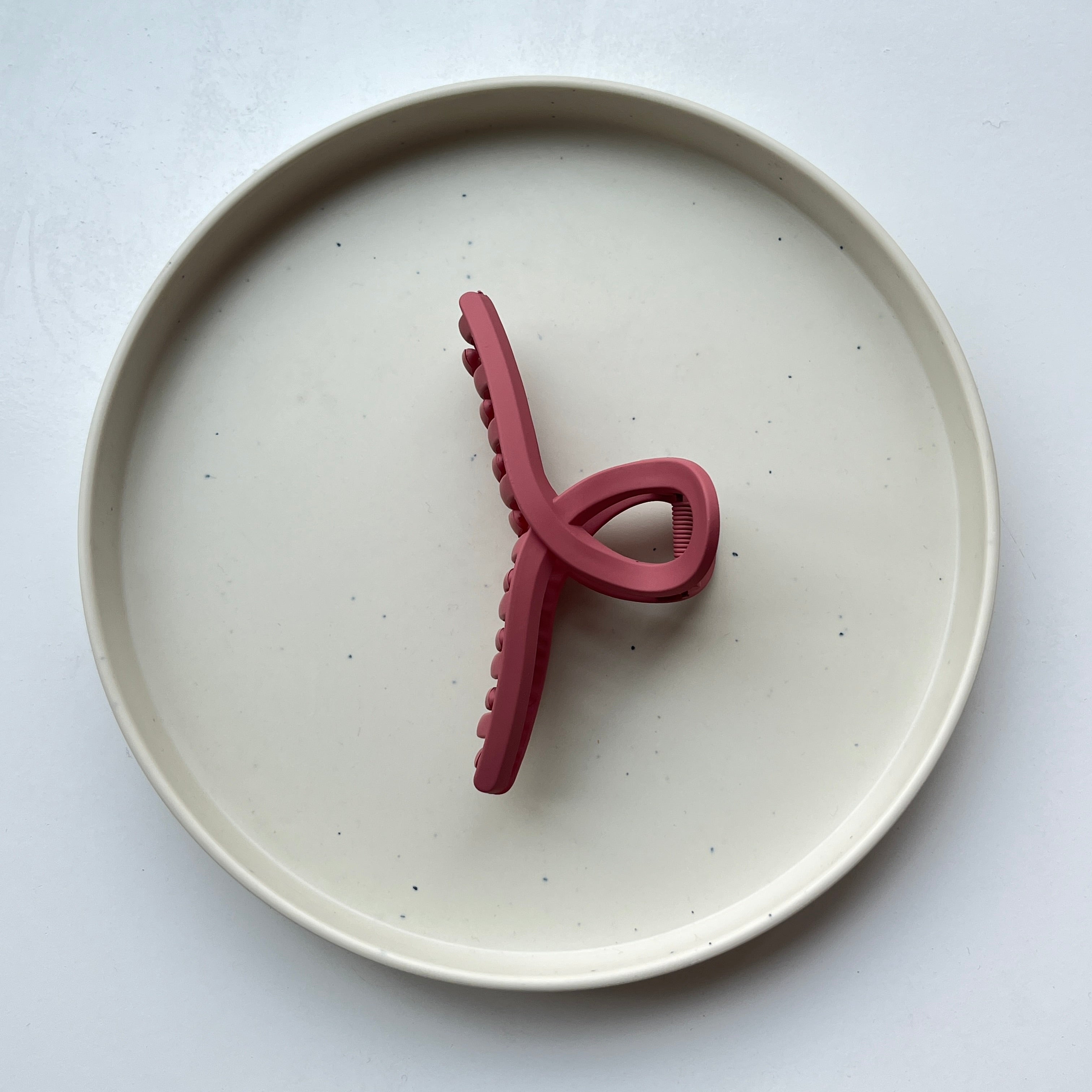 Infinity Loop Large Hair Claw