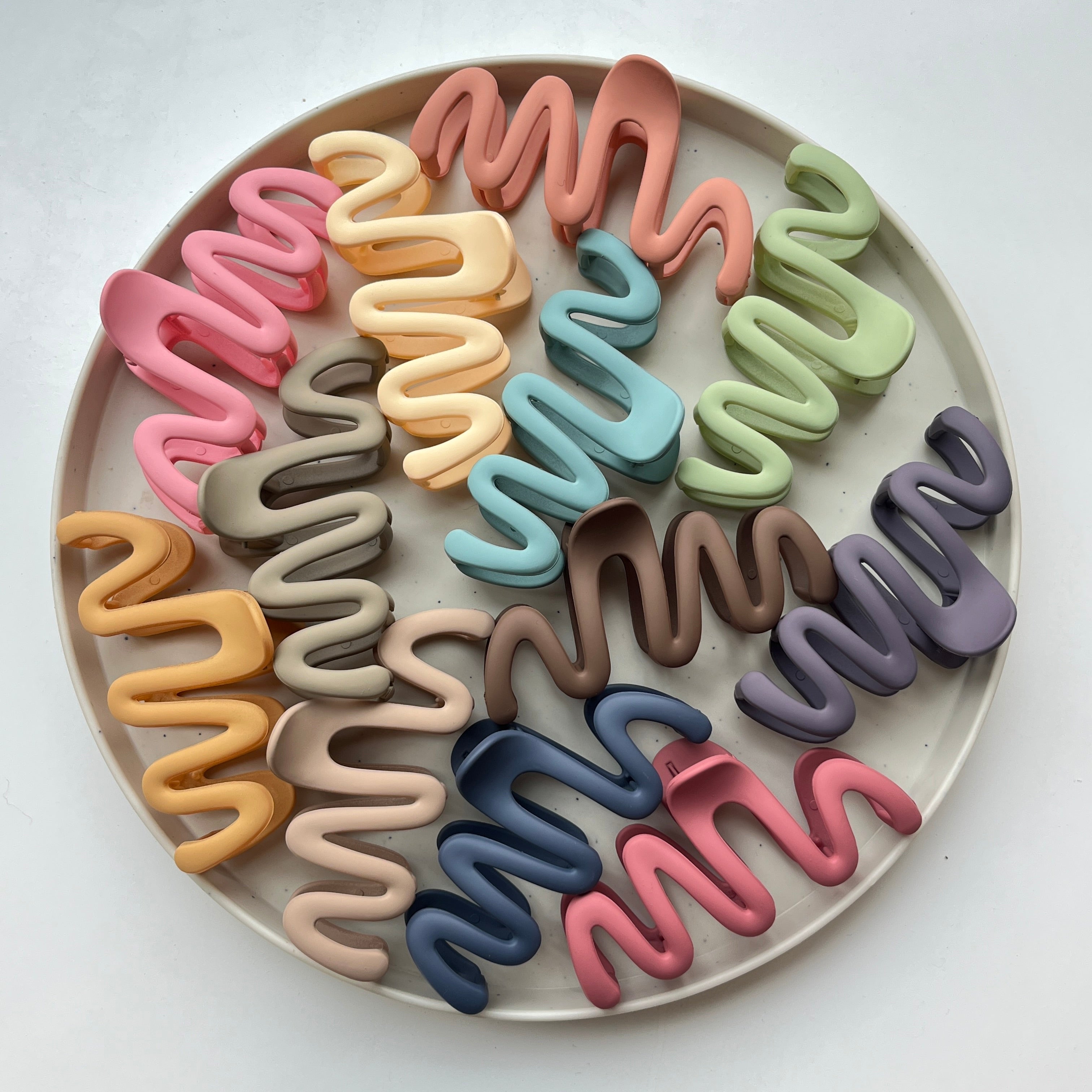 Wavy Swirl Large Hair Claw Set (12 Pcs)