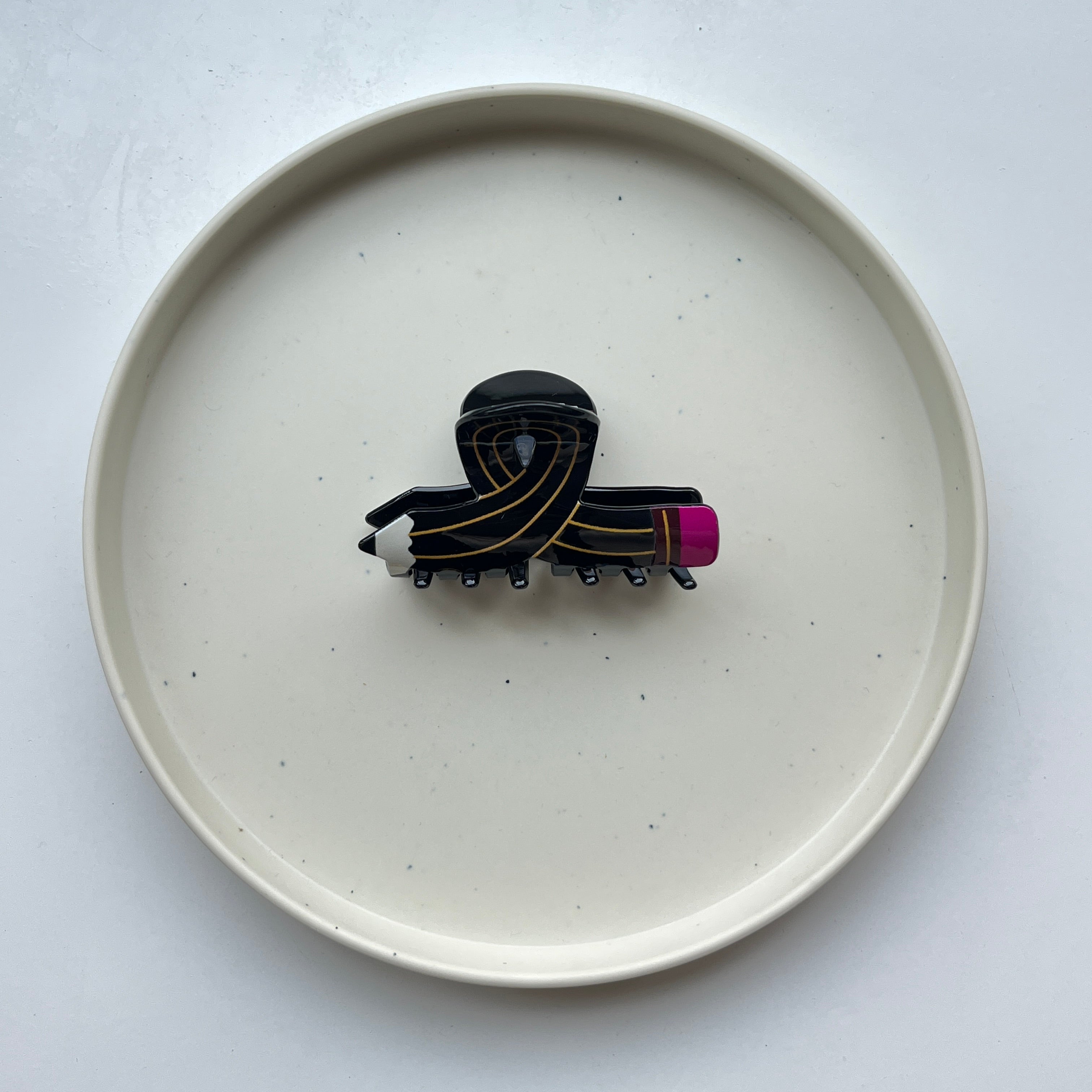 Pencil Twist Large Hair Claw