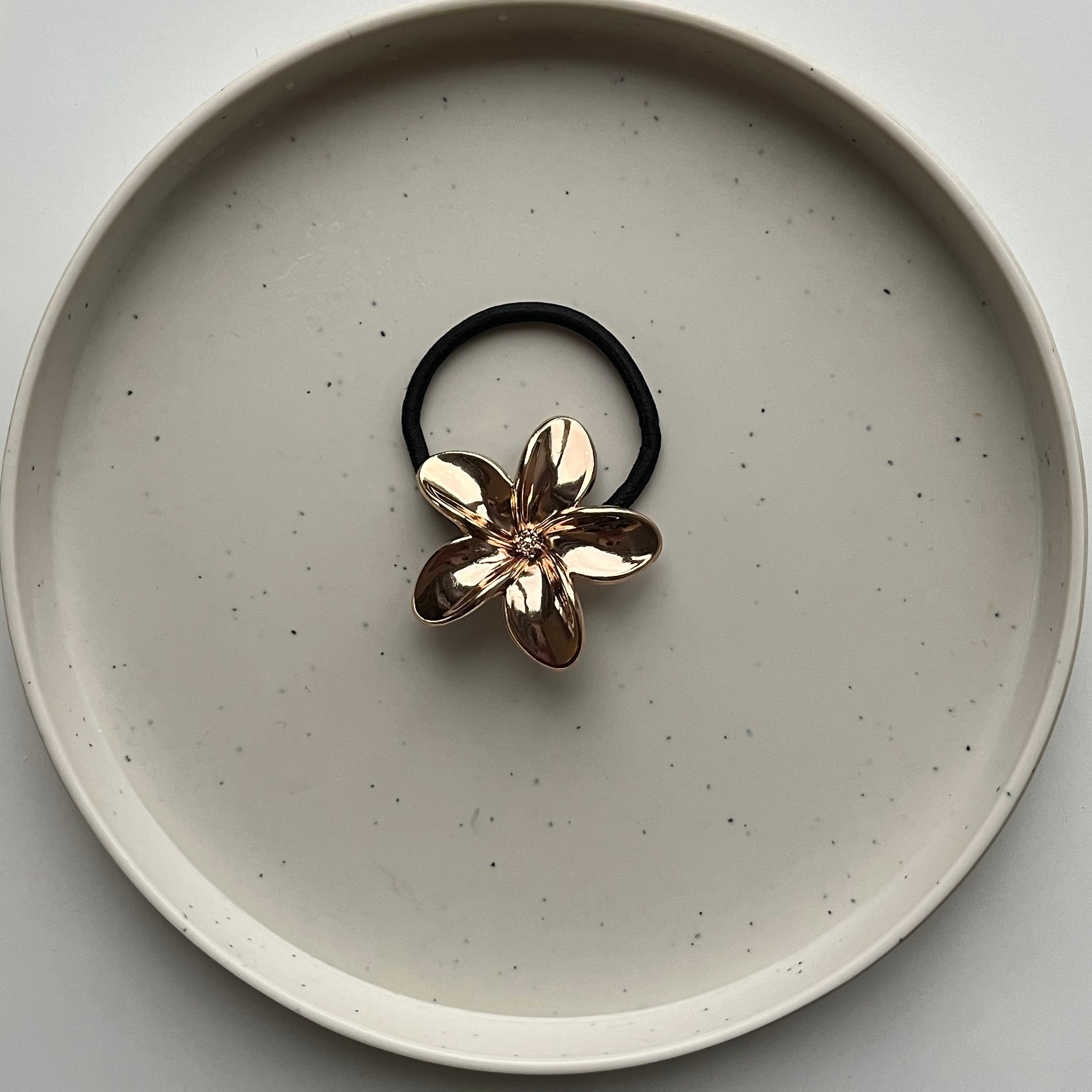 Golden Blossom – Hair Tie