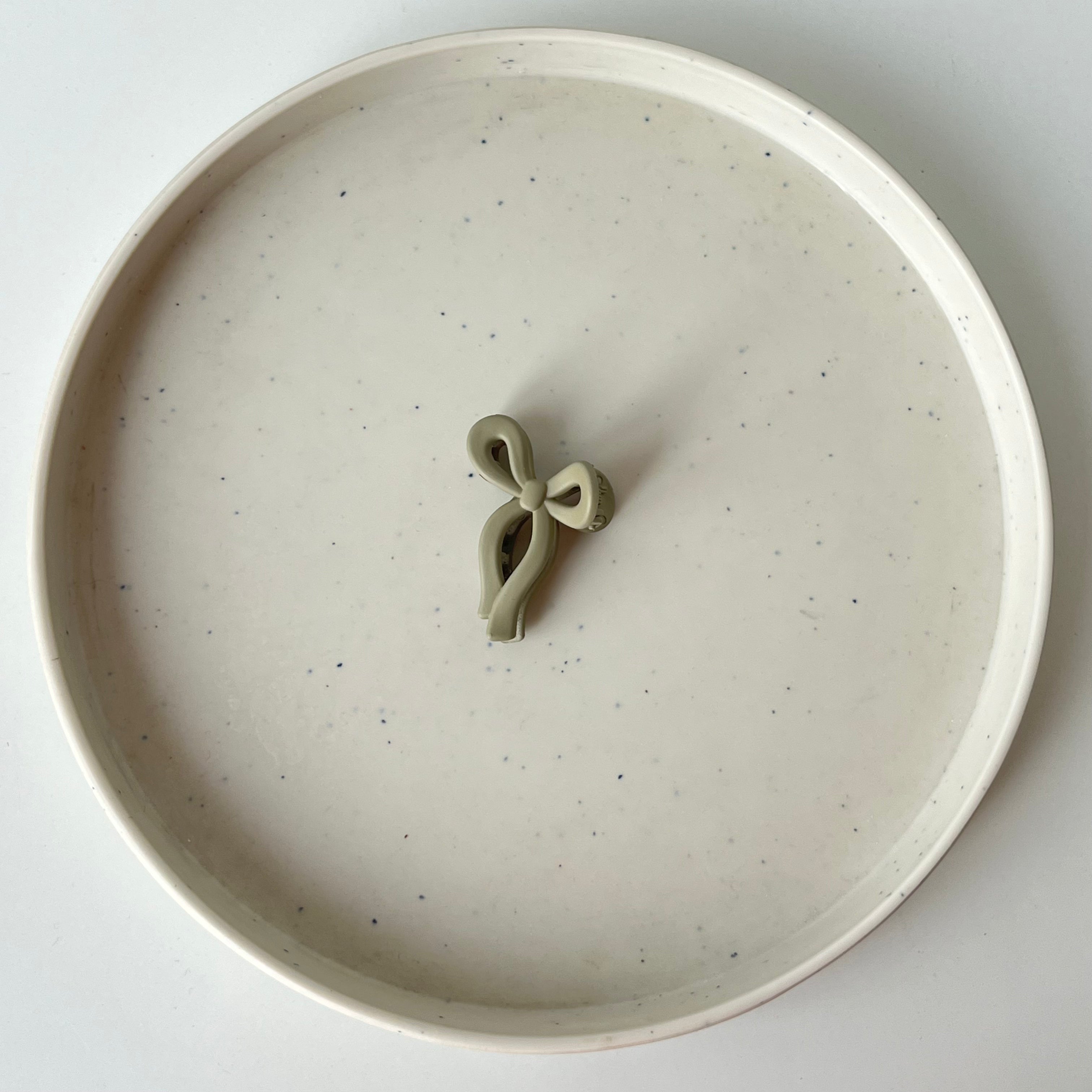 Matte Ribbon – Small Bow Hair Claw