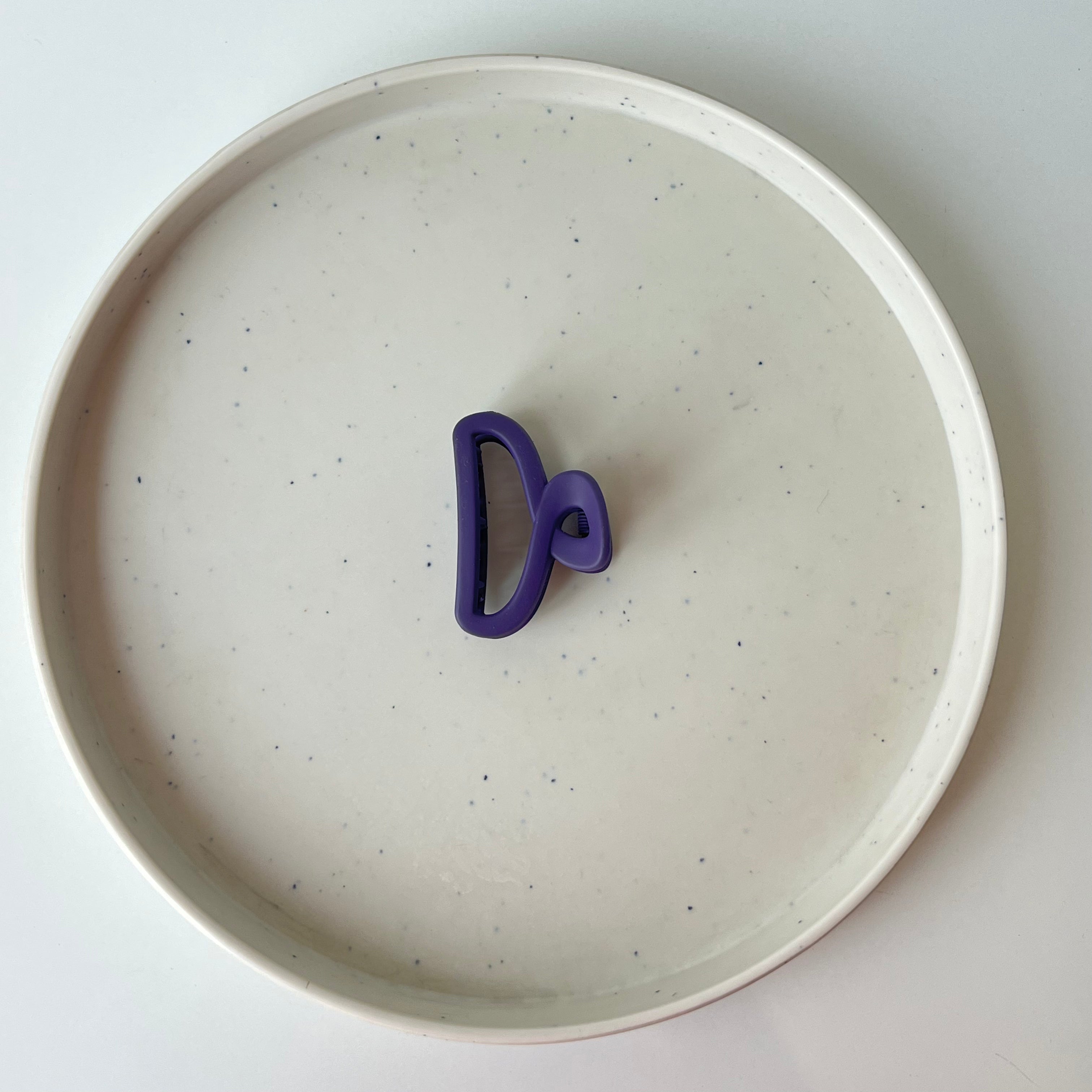 Matte Loop – Small Hair Claw