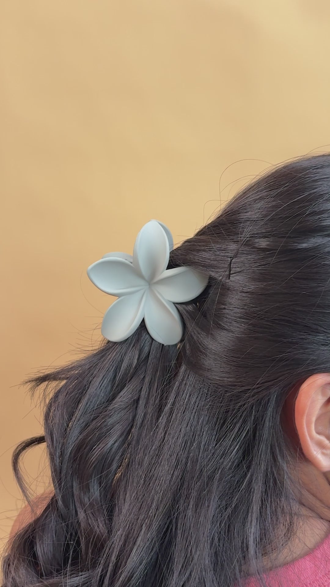 Matte Flower Claw - Large