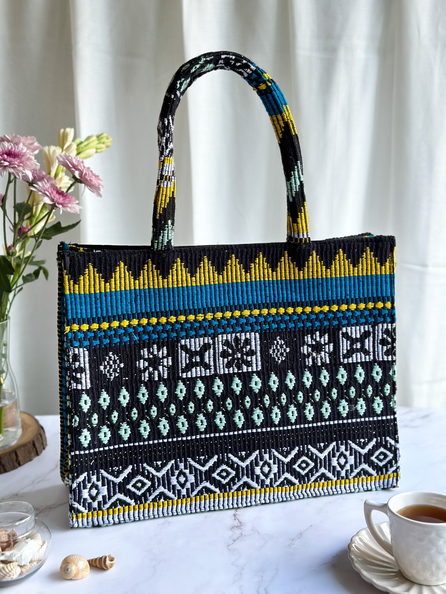 Houndstooth Vibrant Tote